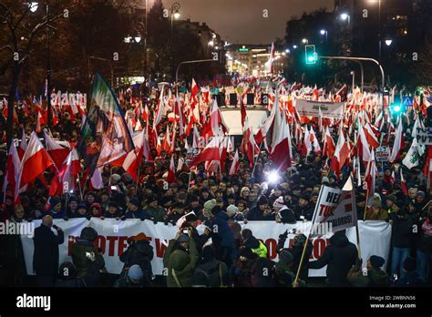 Varsovia Polonia 11 De Enero De 2024 Personas Que Apoyan A La