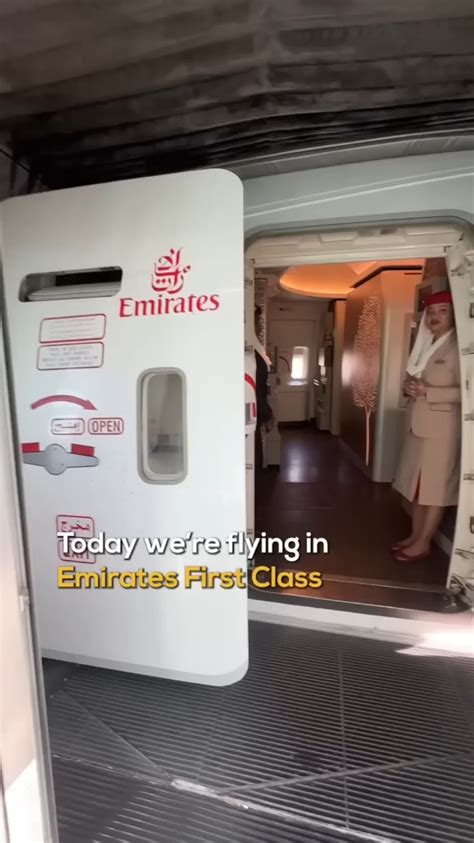 Flying First Class on an Emirates Boeing 777 ️ : r/Damnthatsinteresting