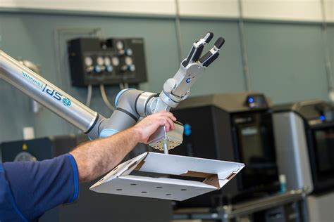 Universal Cobots AIMS