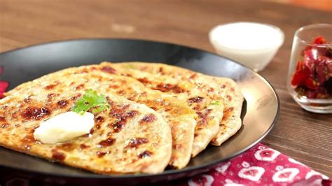 Taste The Authentic Flavours Of Gobhi Paratha Recipe At Home