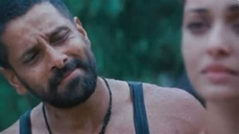 Vikram Remembers Aishwarya Rai And His Film Raavanan After Receiving