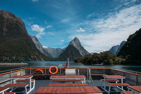 2024 Bootstour auf dem Milford Sound zur Verfügung gestellt von RealNZ