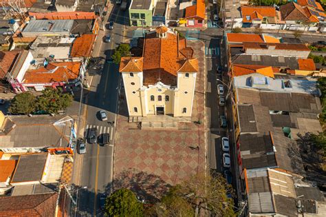 Festa do Divino de Guararema tem extensa programação religiosa e dois