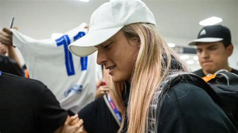 Alexia Putellas y Mapi León aterrizan en México para amistoso ante