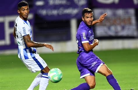 Defensor Sporting Y Cerro Largo Se Miden Por La Fecha 7 Cerro Largo