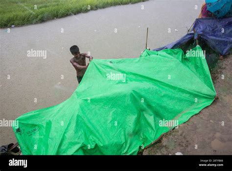 Rohingya refugee in Bangladesh Stock Photo - Alamy