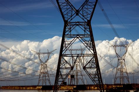 GERAÇÃO DE ENERGIA NO PRIMEIRO SEMESTRE DA USINA HIDRELÉTRICA DE ITAIPU