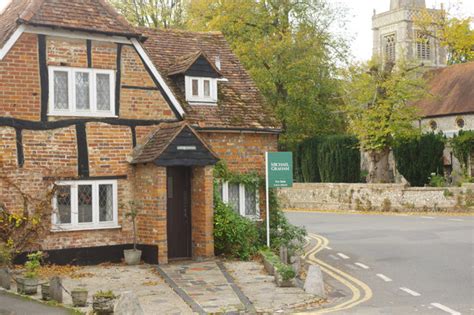 Corner Cottage Princes Risborough © Stephen Mckay Geograph Britain