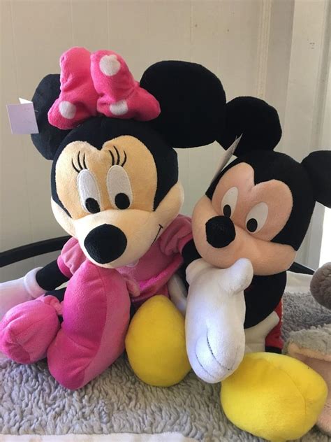 Minnie Mouse & Mickey Mouse Plush Adorable! Approx 19 & 21 inches tall ...