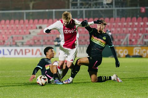 Jong Ajax X Jong Psv - Jong Ajax wint overtuigend van Jong PSV