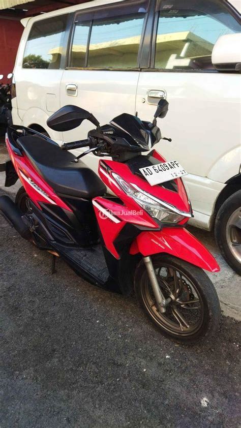 Motor Honda Vario Bekas Tahun Siap Pakai Warna Merah Pajak