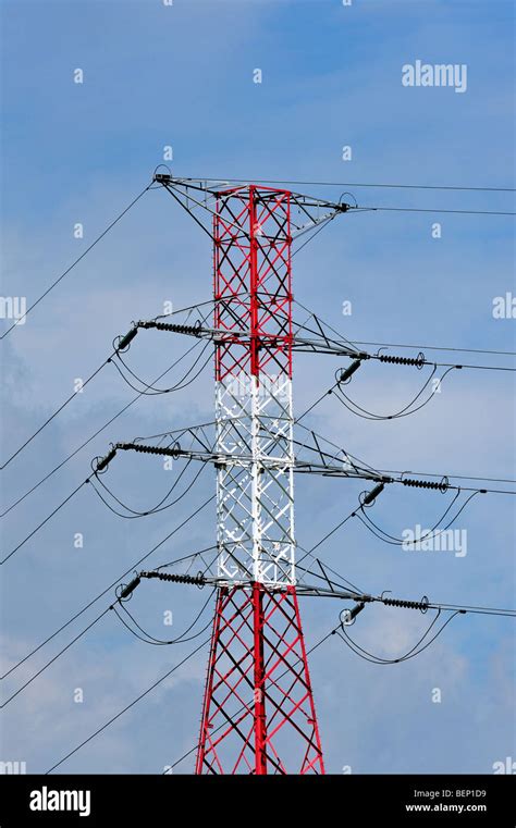 High Voltage Pylon Transmission Tower Electricity Pylon In Red And