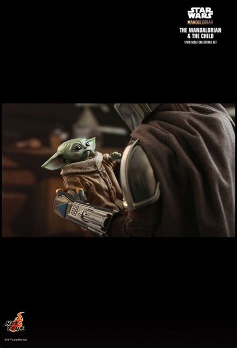 Hot Toys Mando Is Ready With Full Beskar Armour Baby Yoda By His Side Kakuchopurei