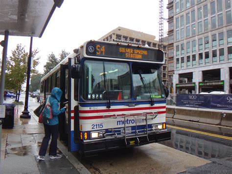 WMATA 2000 Orion V 2115 Elyse Horvath Flickr