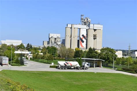 Холсим: Не сме изгаряли незаконно внесени отпадъци