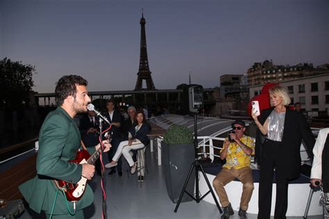 Photo Exclusif Amir Haddad Et Laeticia Hallyday Thierry Chassagne