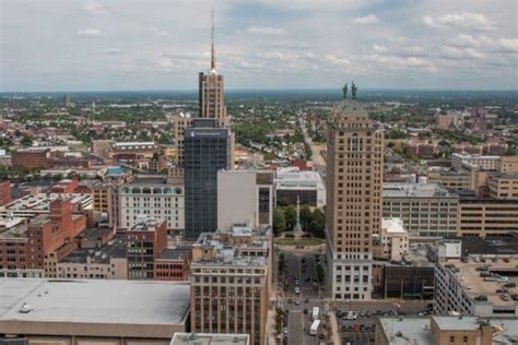 Overlooking Buffalo from the Buffalo City Hall Observation Deck ...