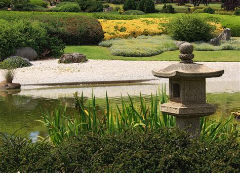 ファイルcowra Japanese Gardens Lake And Shrubs Wikipedia