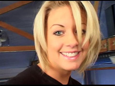 Metro Fantasías de mamada 22 escena 2 XVIDEOS