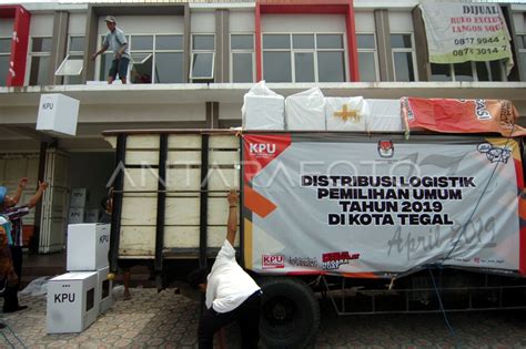 Pendistribusian Logistik Pemilu Ke Ppk Antara Foto