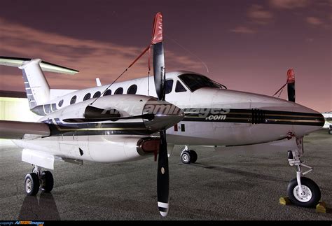 Beechcraft Super King Air Large Preview Airteamimages