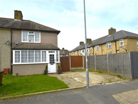 2 Bed End Terrace House For Sale In Easebourne Road Becontree