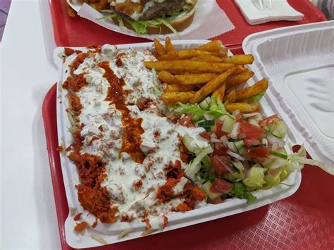 Halal Munchies 25 35 Steinway St Astoria Ny 11103 Usa