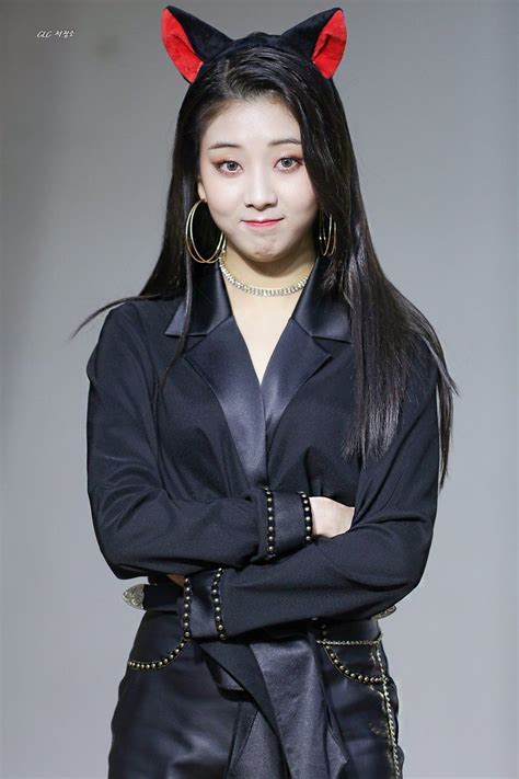 Clc Jang Seungyeon 장승연 Black Dress Era Fanmeet 180303 승연 씨엘씨 블랙드레스 Garotas Mulher