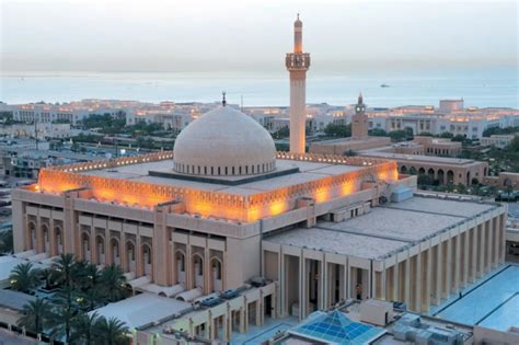 Grand Mosque: An eye-catching architectural landmark in Kuwait ...