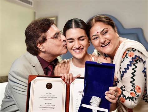 Kriti Sanon Glows with National Award