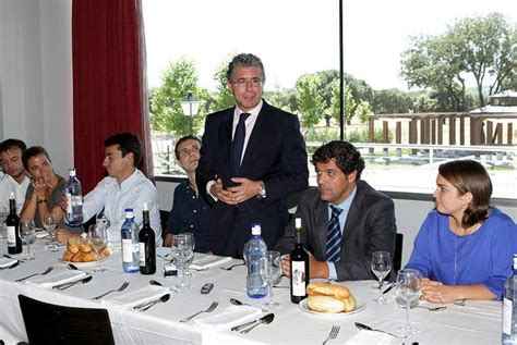 Nuevas Generaciones De Arganda Del Rey Granados A NNGG Vosotros