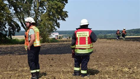 Böschungsbrand nahe Schöppenstedt dehnt sich aus zu Waldbrand