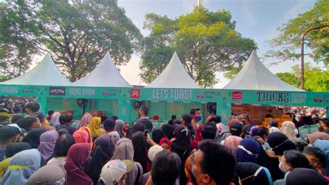 Ribuan Makanan Gratis Pernikahan Kaesang Erina Di Cfd Solo Ludes Dalam