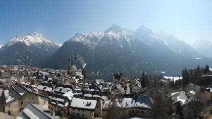 Kamera Sent Scuol Engadyna Gryzonia Szwajcaria Panorama