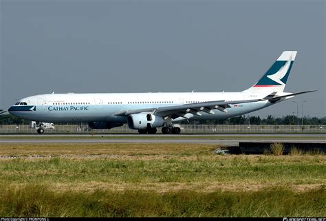 B HLS Cathay Pacific Airbus A330 343 Photo By PROMPONG J ID 936146