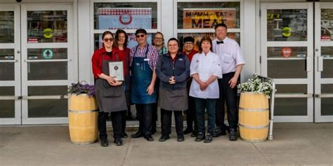 Freson Bros Hinton Valley Awarded Regional Grocer Of The Year