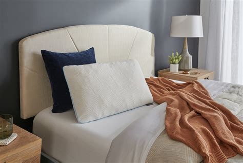 Tempur-Pedic® TEMPUR-Essential™ Adjustable Pillow | The Brick