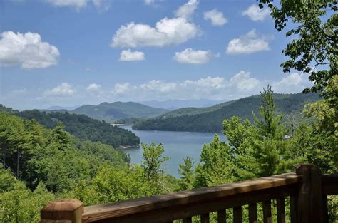 Lake Glenville | Lake Glenville NC Real Estate & Homes for Sale