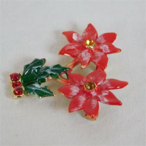 Beatrix Bj Potted Poinsettia Flower Brooch Pin Gold Tone Rhinestones