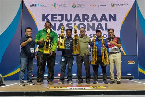 Tuan Rumah Jawa Barat Juara Umum Kejurnas Angkat Besi Senior 2023