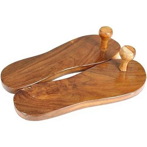 Wooden Slipper At Rs 100pair चरण पादुका In Saharanpur Id 20057840273