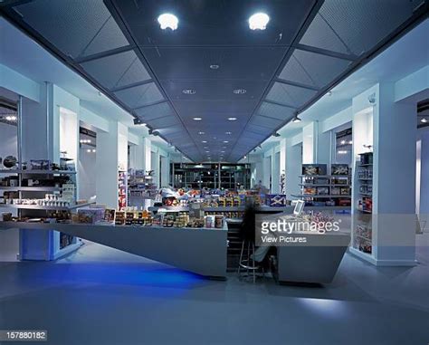 15 Duxford Air Museum Visitors Shop Stock Photos, High-Res Pictures ...