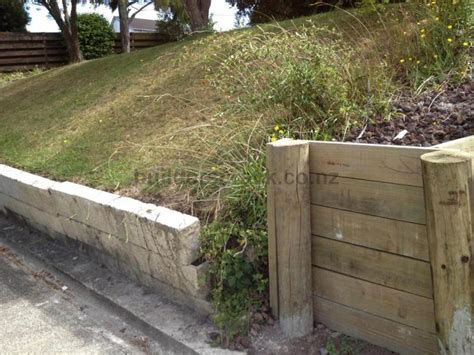 Retaining Wall And Car Parking Pad 32623 Builderscrack