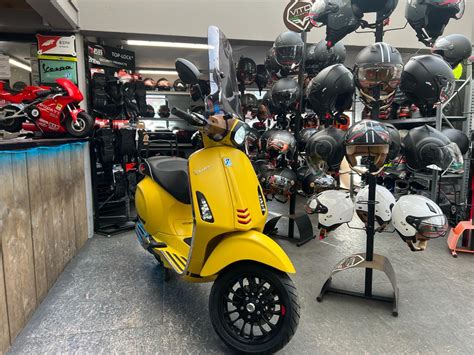 Vespa Sprint Snor Km Km Bj Verkocht City Tweewielers