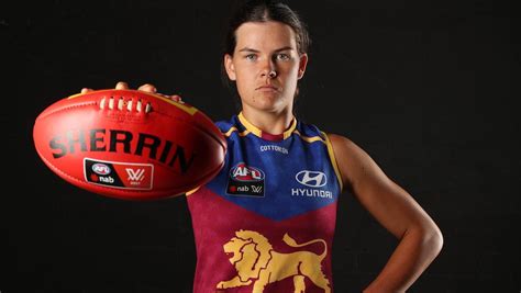 Brisbane’s Sophie Conway and Fremantle’s Emily McGuire share AFLW ...