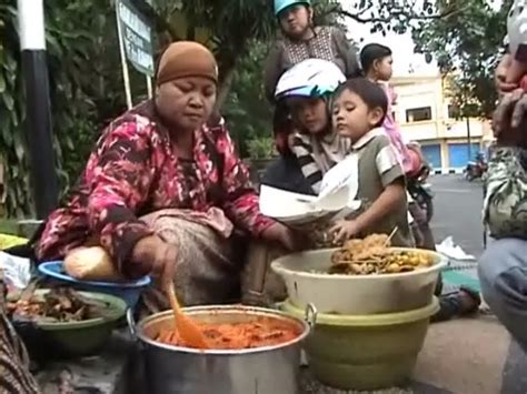 Nasi Boran Kuliner Khas Kota Lamongan Delapan Enam