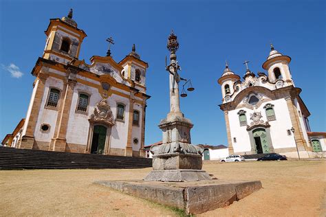 Igreja S O Francisco De Assis E Igreja Nossa Senhora Do Carmo Na Pra A