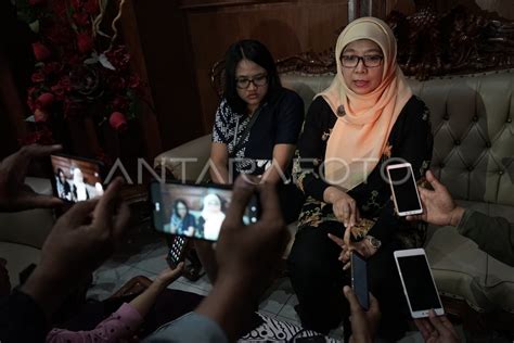 Keterangan Komisioner Kpai Tentang Audisi Bulu Tangkis Antara Foto