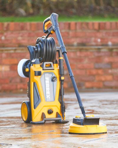 Patio and Wall Cleaner Attachment - ALDI UK