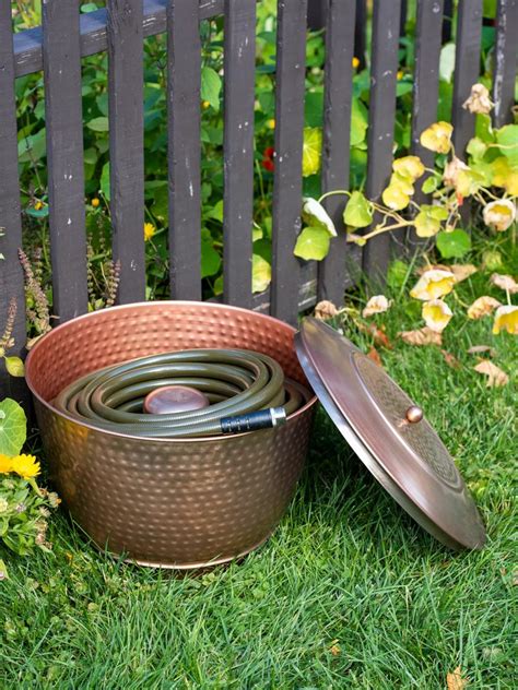 Hammered Copper Hose Pot With Lid Gardeners Supply